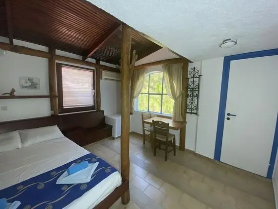Standard Stüdyo, 1 Çift Kişilik Yatak, Teras, Kısmi Deniz Manzaralı