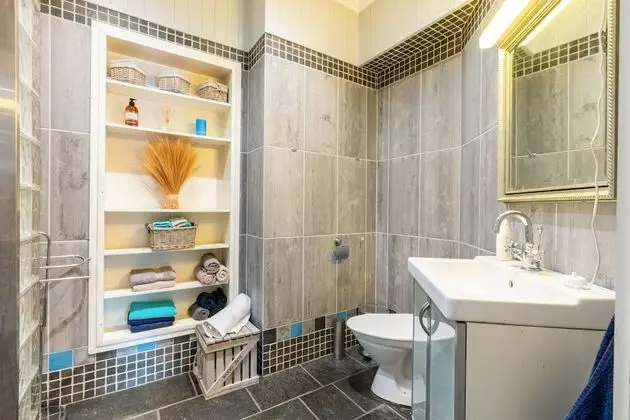 Comfort Tek Büyük Yataklı Oda