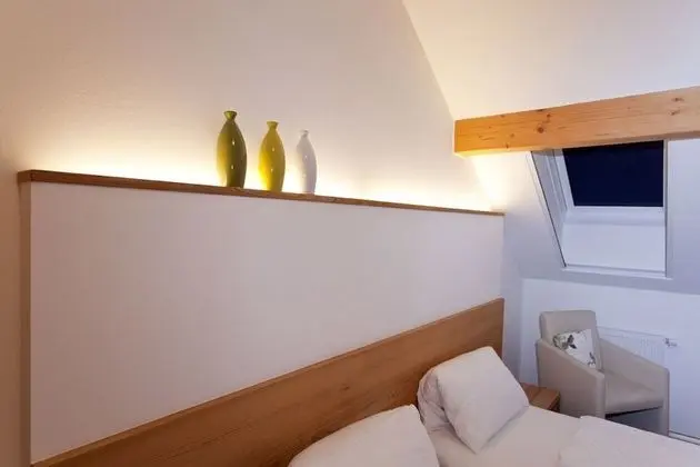 Tek Büyük Yataklı Oda, Bahçe Manzaralı