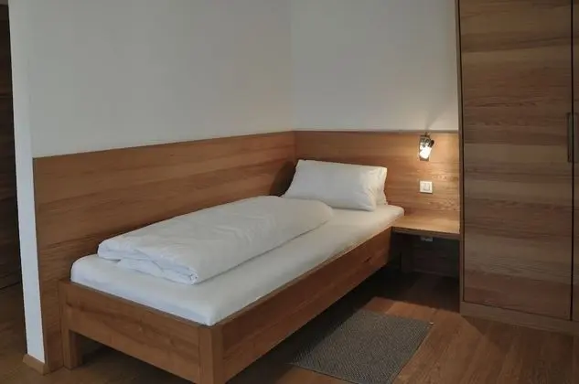 Tek Kişilik Oda, Bahçe Manzaralı