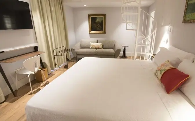 Superior Tek Büyük Yataklı Oda