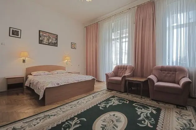 Apart Daire (Mala Zhytomirska str., 5)