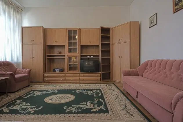 Apart Daire (Mala Zhytomirska str., 5)