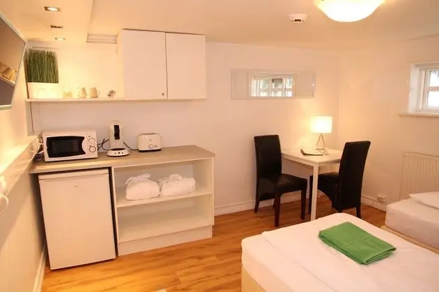 Basement Room with WC (No Shower)