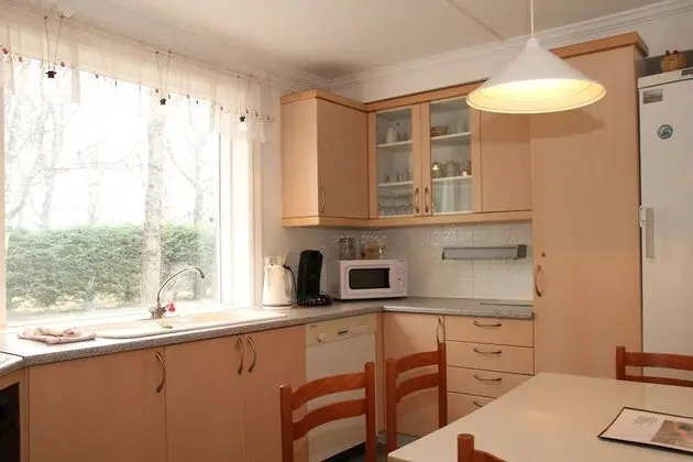 Basement Room with WC (No Shower)