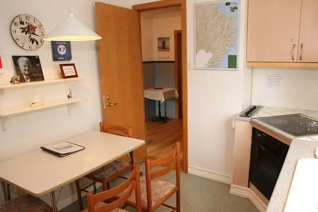 Basement Room with WC (No Shower)