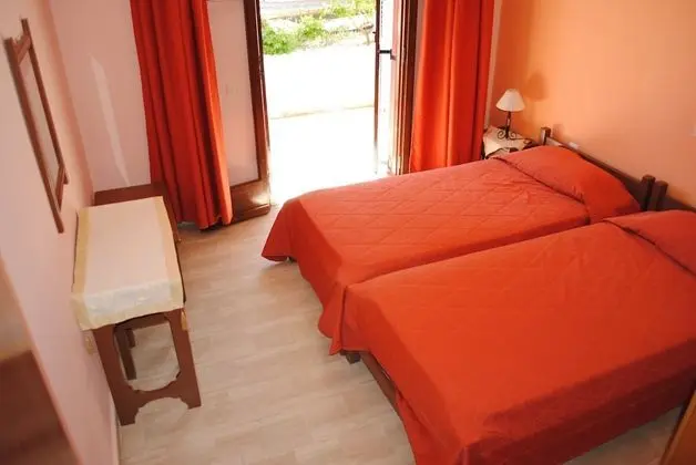 Basic Stüdyo, 2 Tek Kişilik Yatak, Havuz Manzaralı