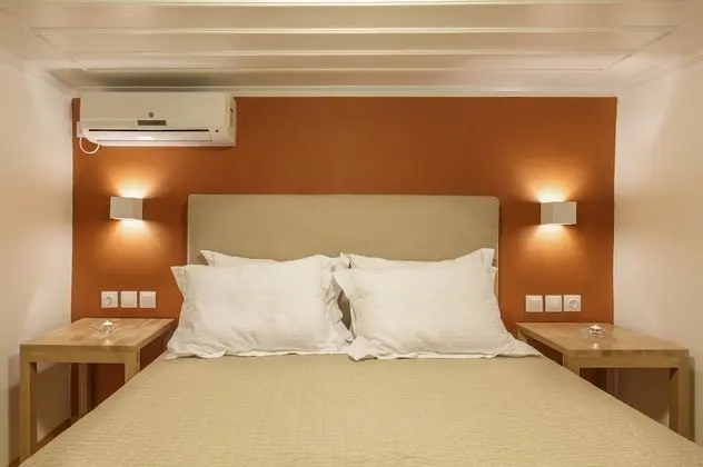 Classic Çatı Katı (Loft) (Red)