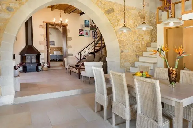 Traditional Villa, 2 Yatak Odası, Kişiye Özel Havuzlu, Deniz Manzaralı (Exterior Hot Tub)