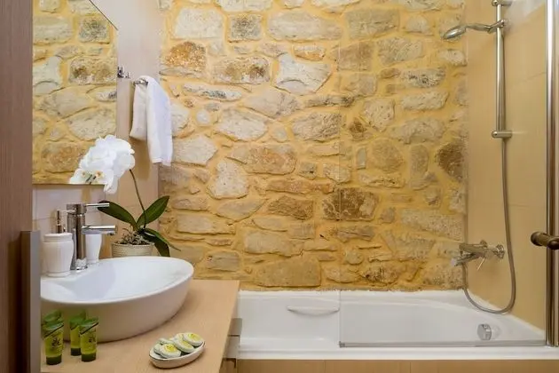 Traditional Villa, 2 Yatak Odası, Kişiye Özel Havuzlu, Deniz Manzaralı (Exterior Hot Tub)