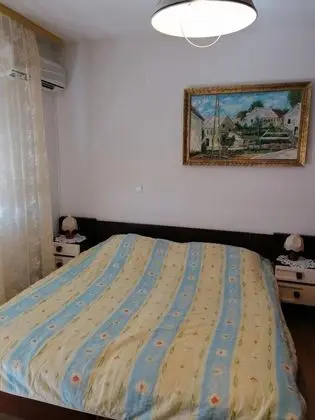Apart Daire (Olgi - free parking - A4(5))