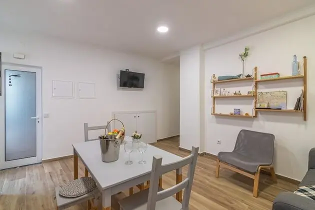 Apart Daire, 2 Yatak Odası, Mutfak