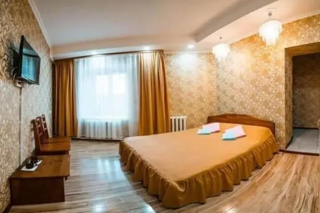 Basic Tek Büyük Yataklı Oda
