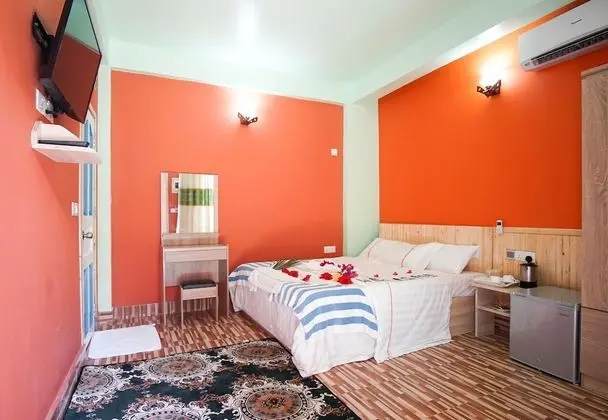 Superior Oda, 1 Büyük (Queen) Boy Yatak, Banyolu/Duşlu, Bahçe Manzaralı