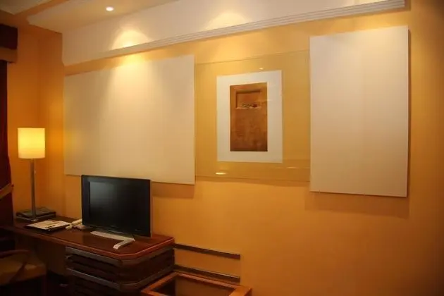 Bir Çift Kişilik Yataklı