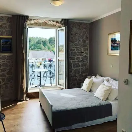 Deluxe Tek Büyük Yataklı Oda, Balkon, Deniz Manzaralı