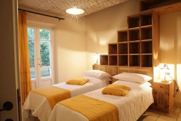 Classic Tek Büyük veya İki Ayrı Yataklı Oda, Bahçe Manzaralı