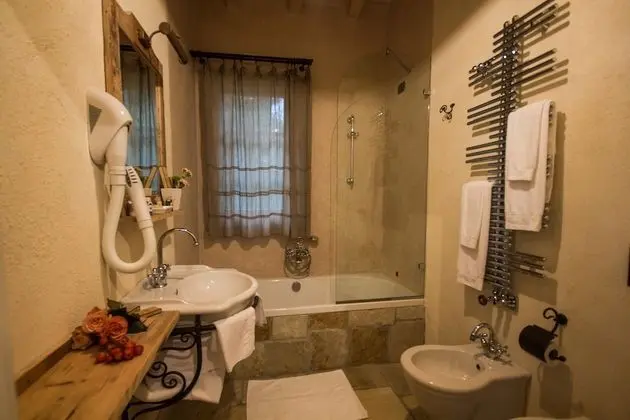 Classic Tek Büyük veya İki Ayrı Yataklı Oda, Bahçe Manzaralı