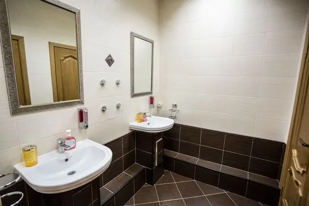 Ortak Ranzalı Oda, Sadece kadınlar için (Bed in 6-bed Room)