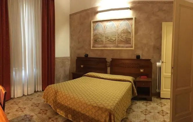 Çift ​​kişilik Standard