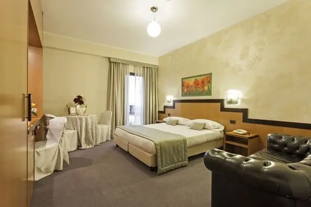 Superior Tek Büyük Yataklı Oda