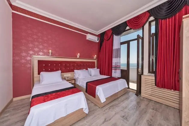Üçlü Sea View With Balcony