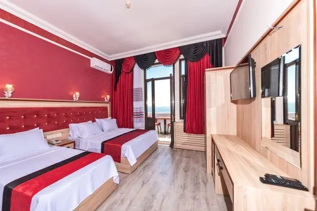 Üçlü Sea View With Balcony