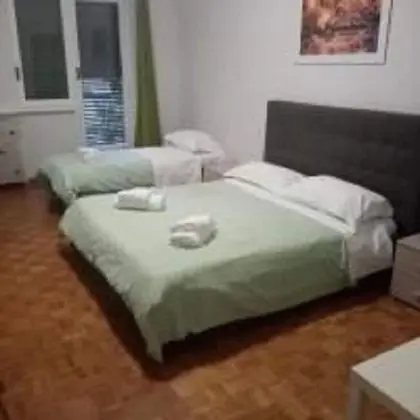 Üç Kişilik Oda