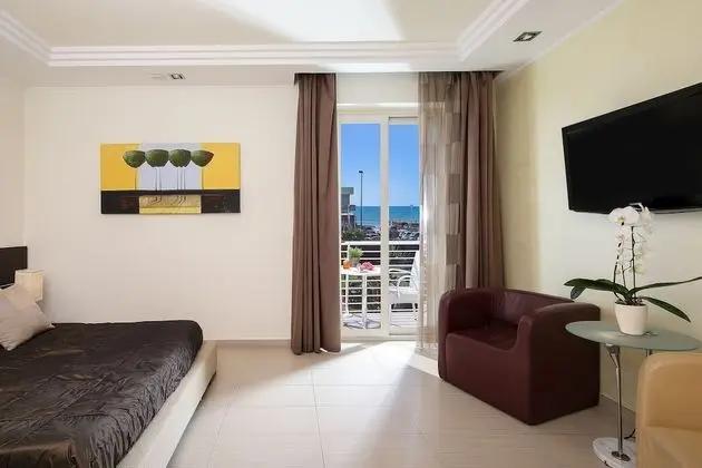 Deluxe Dört Kişilik Oda (2 adults + 2 children)