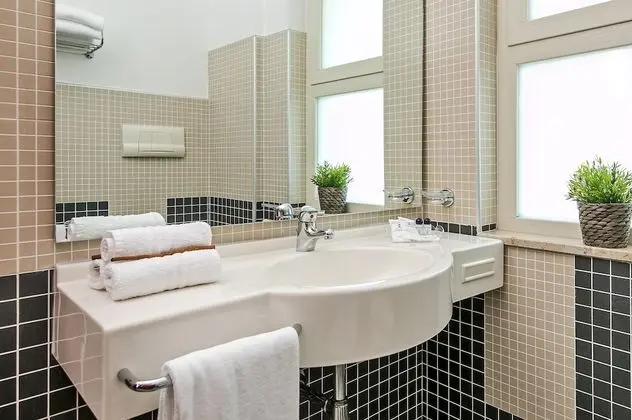 Superior Dört Kişilik Oda (with extra bed)