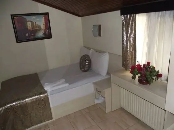 Economy Tek Kişilik Oda