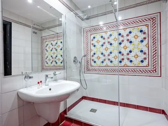 Standard Tek Büyük Yataklı Oda (Terrazze)