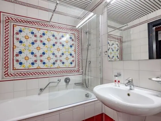 Tek Büyük Yataklı Oda, Teras, Deniz Manzaralı (Terrazze)