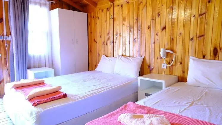 Bungalow, Bahçe Manzaralı