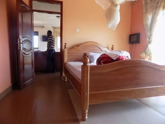 Apart Daire, 2 Yatak Odası, Küçük Mutfak