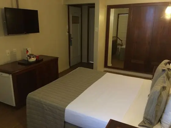 Deluxe Tek Büyük Yataklı Oda (with Balcony)