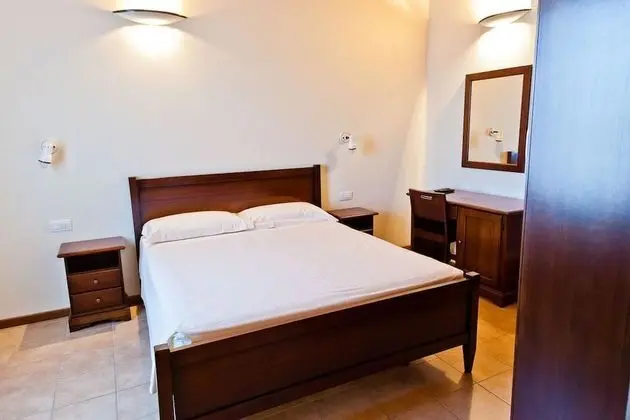 Tek Büyük Yataklı Oda, Balkon