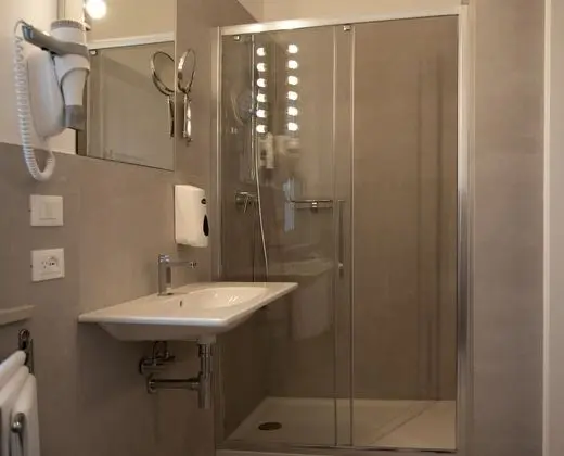 Tek Büyük veya İki Ayrı Yataklı Oda