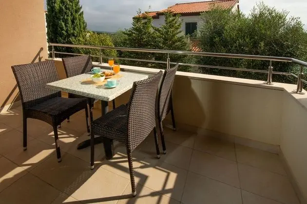Superior Apart Daire, 1 Yatak Odası, Kısmi Deniz Manzaralı