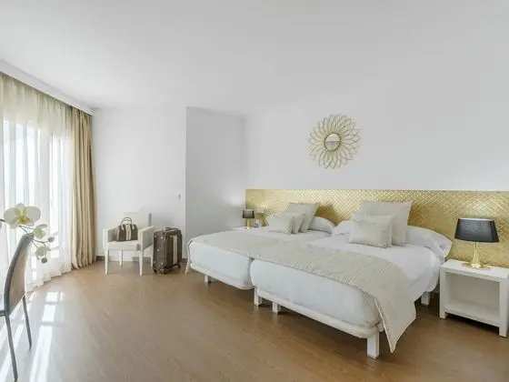 Premium Tek Büyük Yataklı Oda, Teras (1 adult and 1 child)