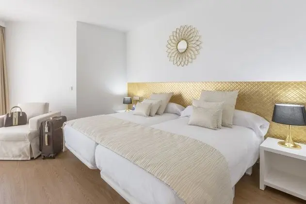 Premium Tek Büyük Yataklı Oda, Teras (1 adult and 1 child)