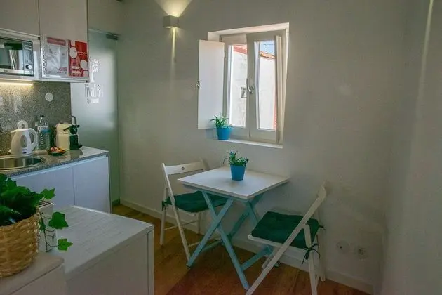 Studio with River View (Top)