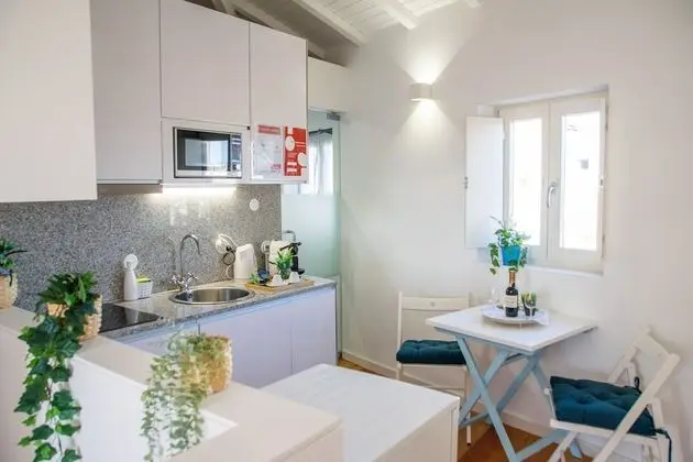 Studio with River View (Top)