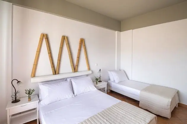 Basic Triple Room