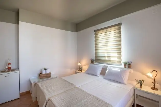 Basic Twin Room
