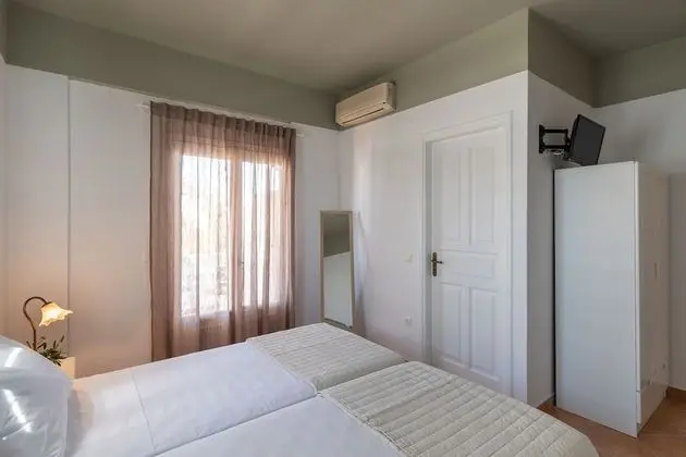 Basic Twin Room