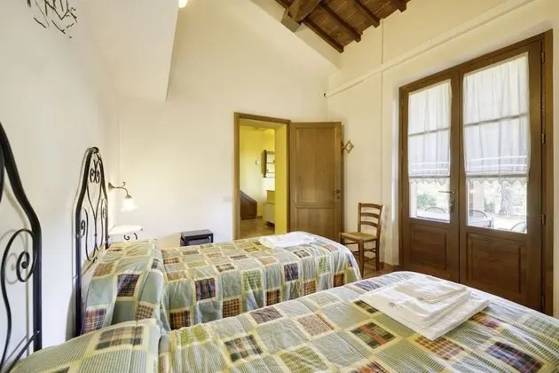 Family Apart Daire, 2 Çift Kişilik Yatak, Bahçeli (Olive apt with shared pool)