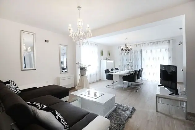 Apart Daire, Zemin Kat