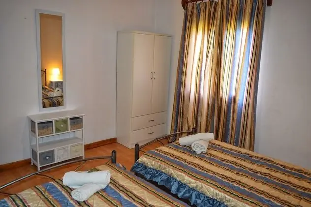 Ev, 2 Yatak Odası, Engellilere Uygun, Sigara İçilebilir