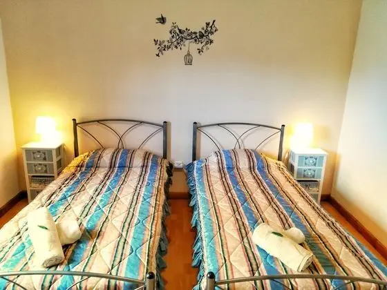 Ev, 2 Yatak Odası, Engellilere Uygun, Sigara İçilebilir